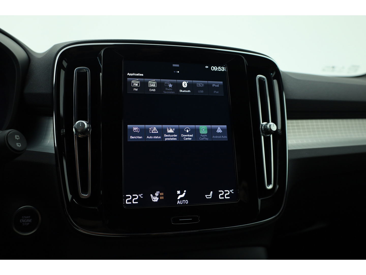 Volvo XC40 1.5 T4 Plug-in hybrid | Facelift | ACC | Blis | Camera | 19'' | Stoel + stuurverw. |