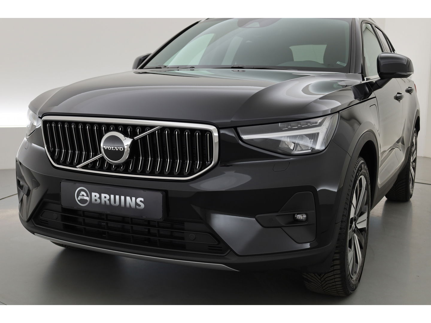 Volvo XC40 1.5 T4 Plug-in hybrid | Facelift | ACC | Blis | Camera | 19'' | Stoel + stuurverw. |