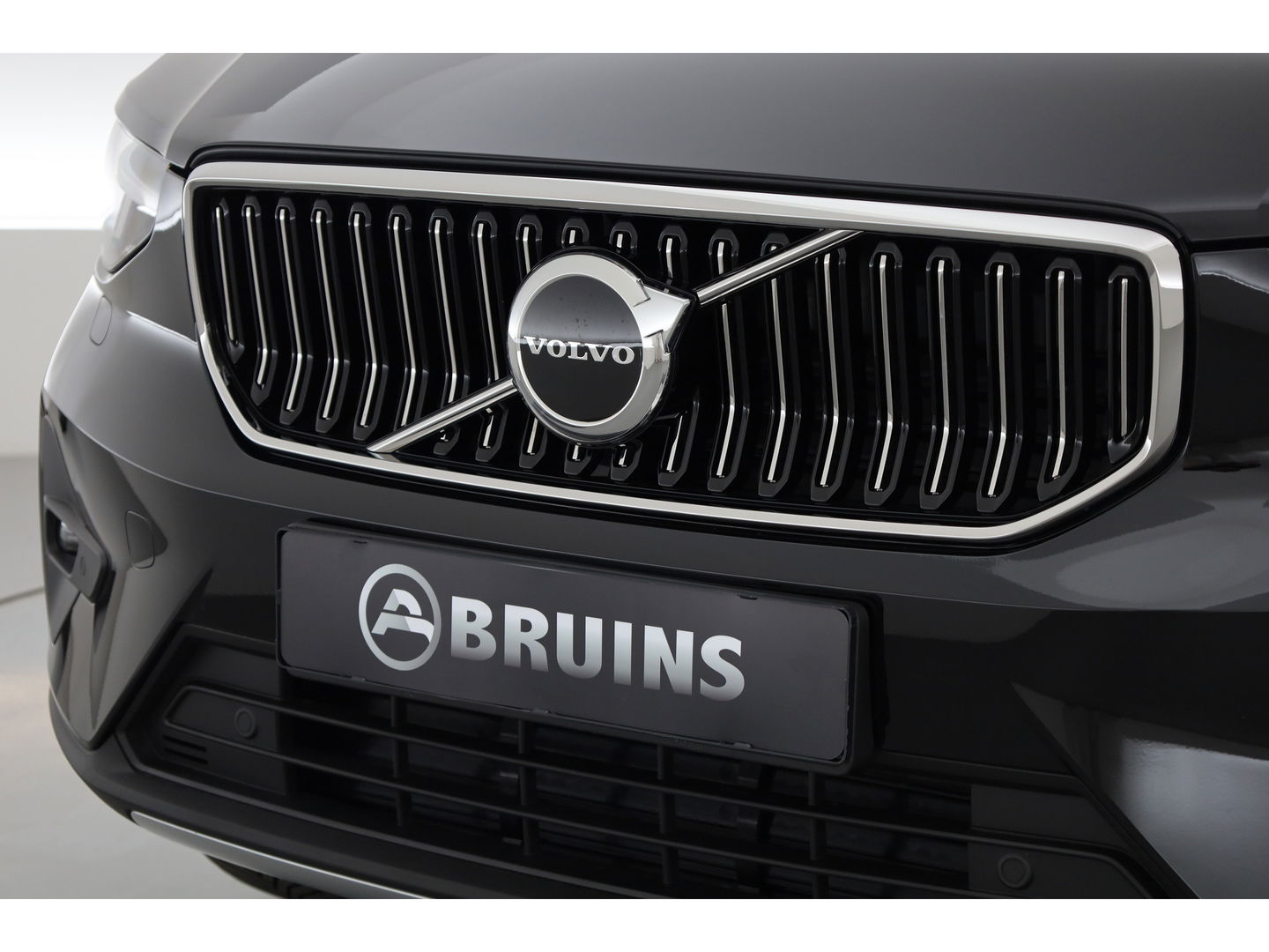 Volvo XC40 1.5 T4 Plug-in hybrid | Facelift | ACC | Blis | Camera | 19'' | Stoel + stuurverw. |