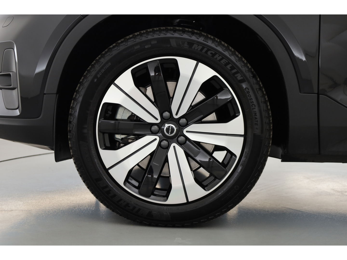 Volvo XC40 1.5 T4 Plug-in hybrid | Facelift | ACC | Blis | Camera | 19'' | Stoel + stuurverw. |