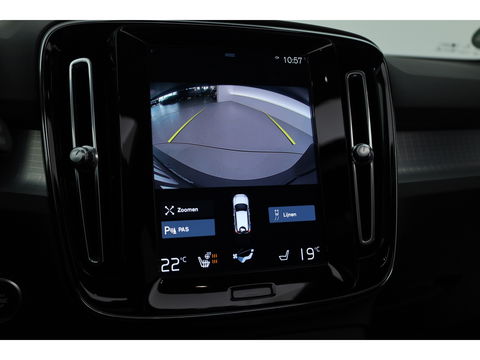 Volvo XC40 1.5 T4 Recharge Inscription Expression | Pano | 19'' | Stoel + stuurverwarming | camera |