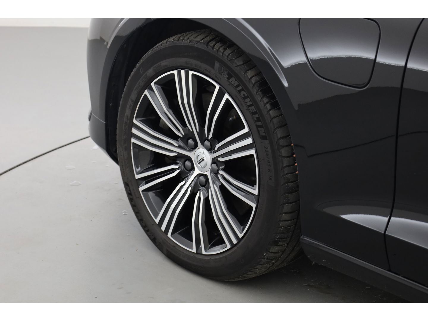 Volvo V60 2.0 T6 Recharge AWD Inscription Expression | Stuur- & 4x Stoelverw. | Camera | Apple Carplay |