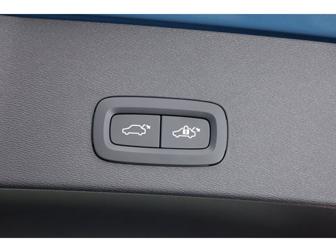 Volvo C40 Single Motor Extended Range Ultimate 82 kWh |Pixel LED | Pano | Pilot Assist | 360cam | H&K | Elek. Stoelen |
