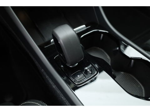 Volvo C40 Single Motor Extended Range Ultimate 82 kWh |Pixel LED | Pano | Pilot Assist | 360cam | H&K | Elek. Stoelen |