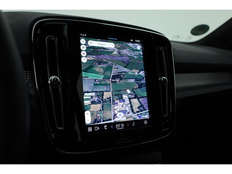 Volvo XC40 2.0 B3 Core | Elek. verst. stoelen | Stoel + stuurverw. |  Camera |
