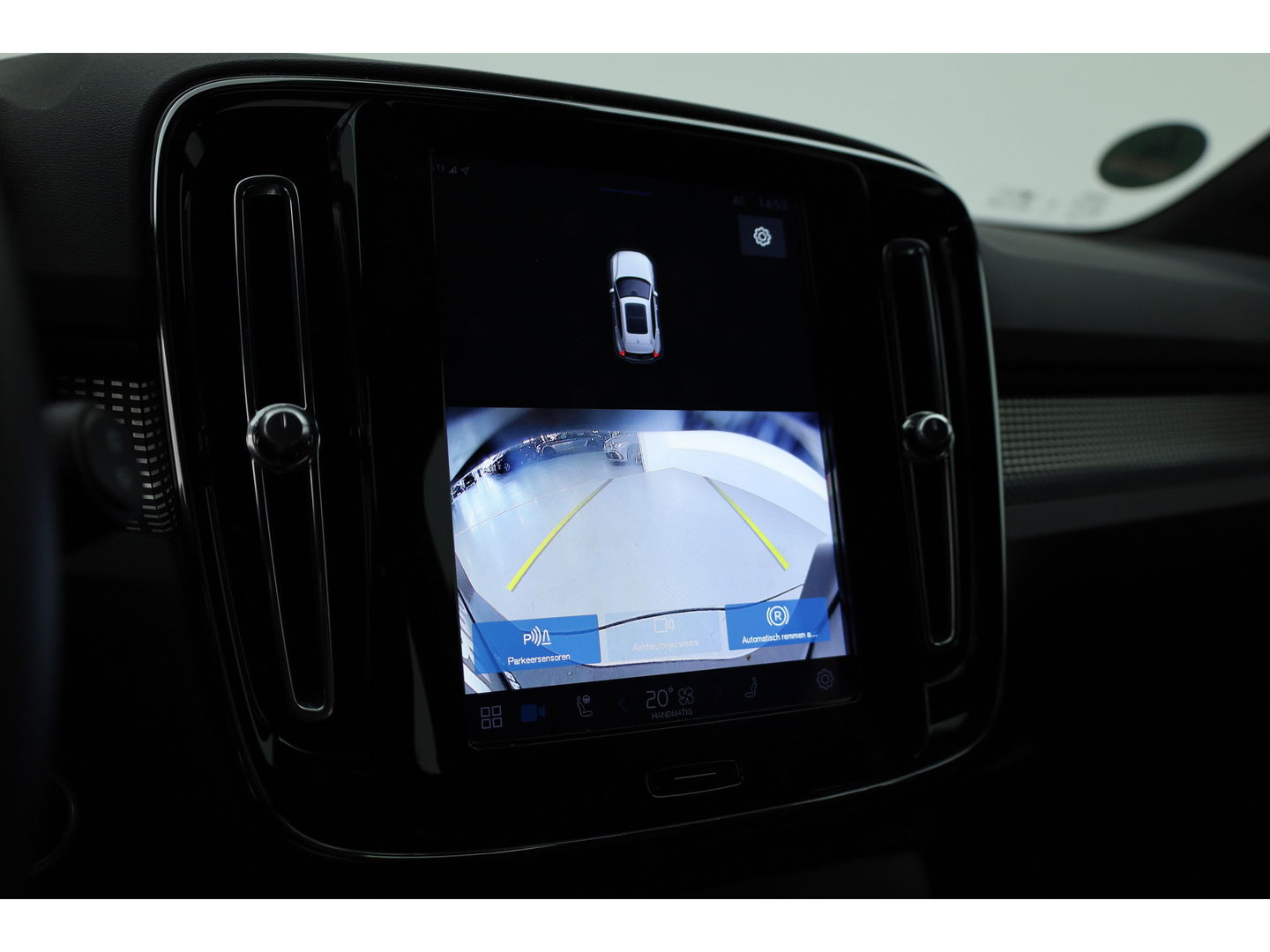 Volvo XC40 2.0 B3 Core | Elek. verst. stoelen | Stoel + stuurverw. | Camera |