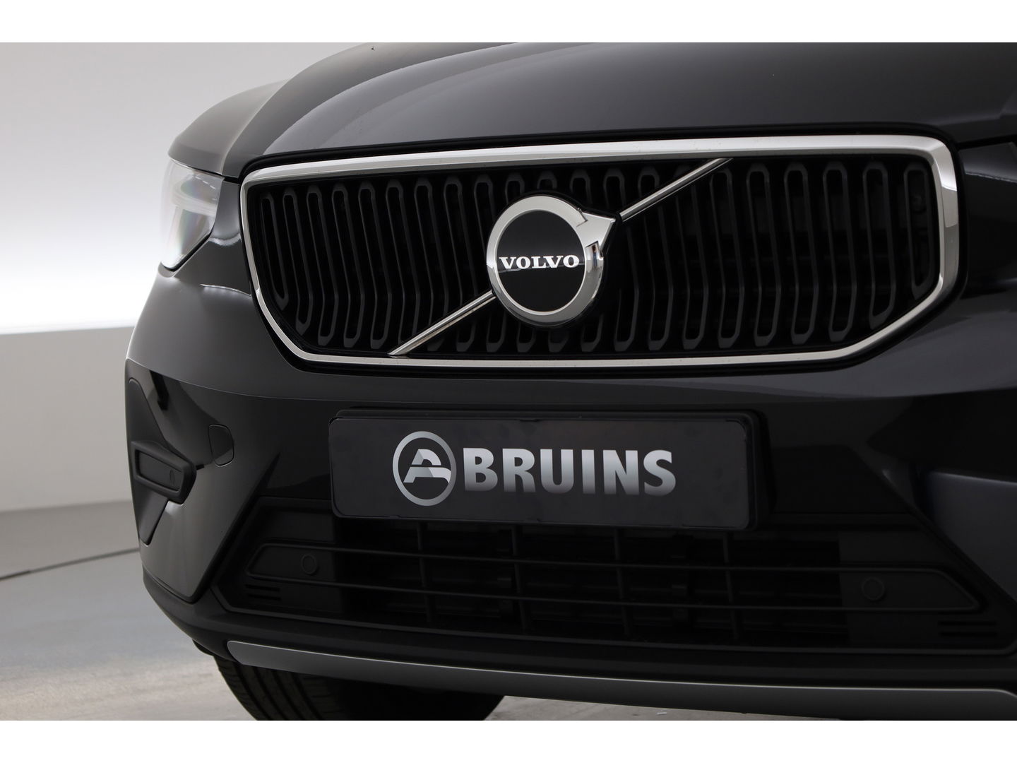 Volvo XC40 2.0 B3 Core | Elek. verst. stoelen | Stoel + stuurverw. |  Camera |