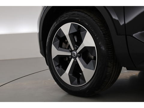 Volvo XC40 2.0 B3 Core | Elek. verst. stoelen | Stoel + stuurverw. |  Camera |