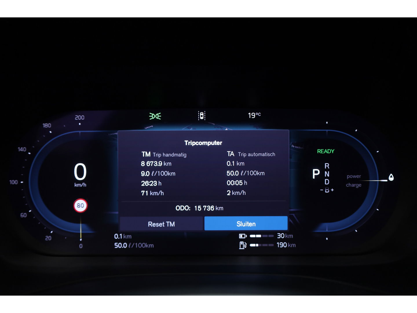 Volvo XC60 2.0 T6 Plug-in hybrid AWD Plus Dark | Luchtvering | Trekhaak | H&K Audio | 360 camera |