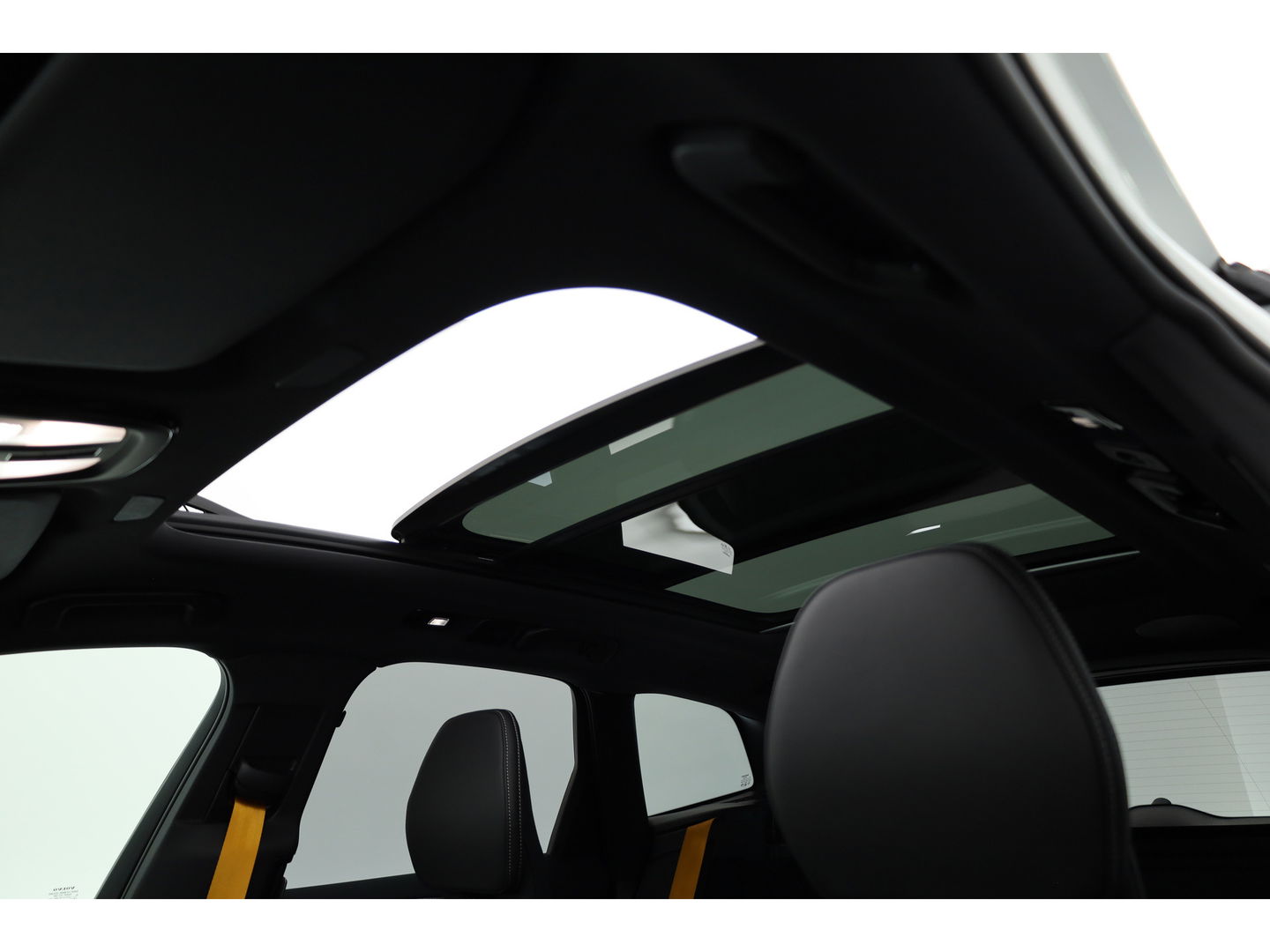 Volvo XC60 2.0 T8 AWD Polestar Engineered | Full Option | Bowers & Wilkins | 22'' | Trekhaak | Öhlins | 360 camera |