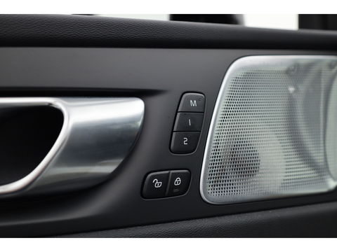 Volvo XC60 2.0 T8 AWD Polestar Engineered | Full Option | Bowers & Wilkins | 22'' | Trekhaak | Öhlins | 360 camera |