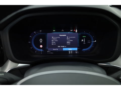 Volvo XC60 2.0 T8 Plug-in hybrid AWD Ultimate Dark | Luchtvering | Pano | B&W audio  | Head-up | Trekhaak | 360 camera