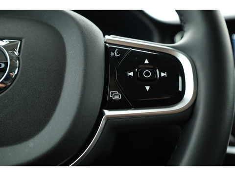 Volvo V60 T6 Recharge Plus Bright | Trekhaak | 360 camera | 4x stoel- + stuurverw. | H&K audo |