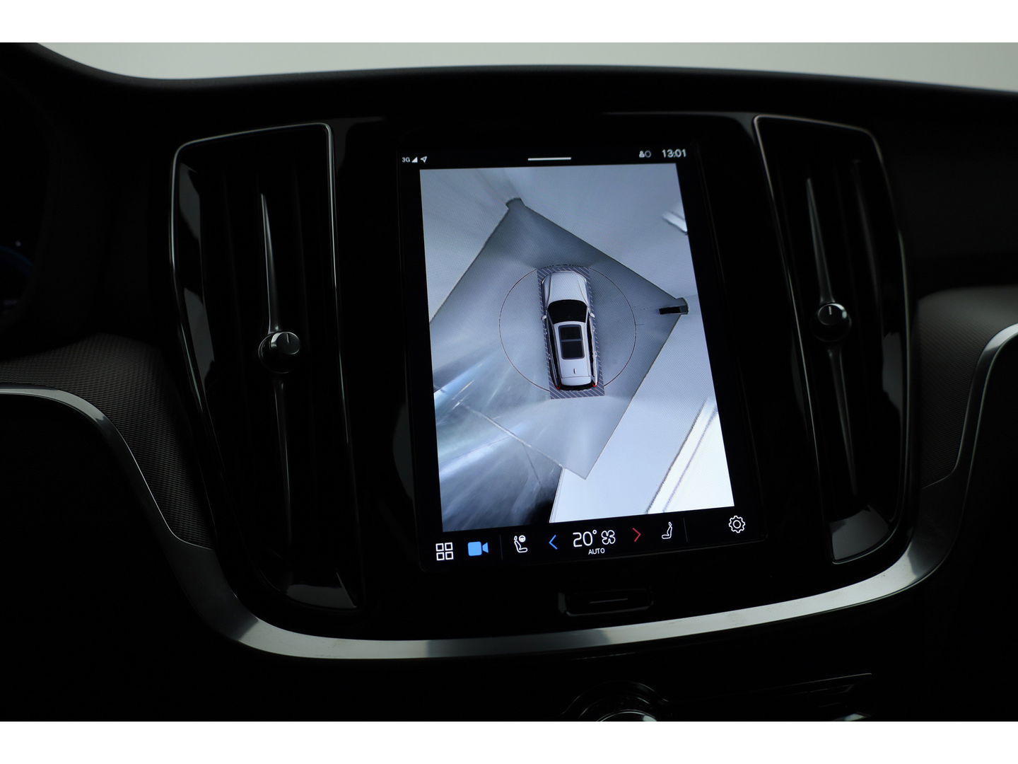Volvo V60 T6 Recharge Plus Bright | Trekhaak | 360 camera | 4x stoel- + stuurverw. | H&K audo |