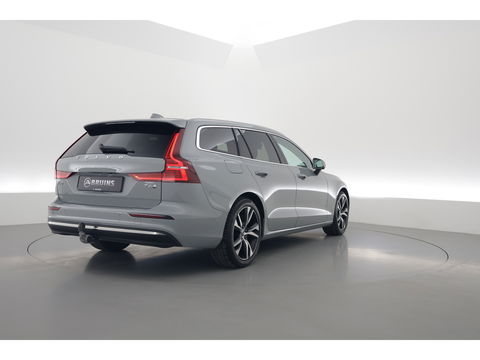 Volvo V60 T6 Recharge Plus Bright | Trekhaak | 360 camera | 4x stoel- + stuurverw. | H&K audo |