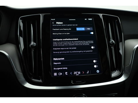 Volvo V60 T6 Recharge Plus Bright | Trekhaak | 360 camera | 4x stoel- + stuurverw. | H&K audo |