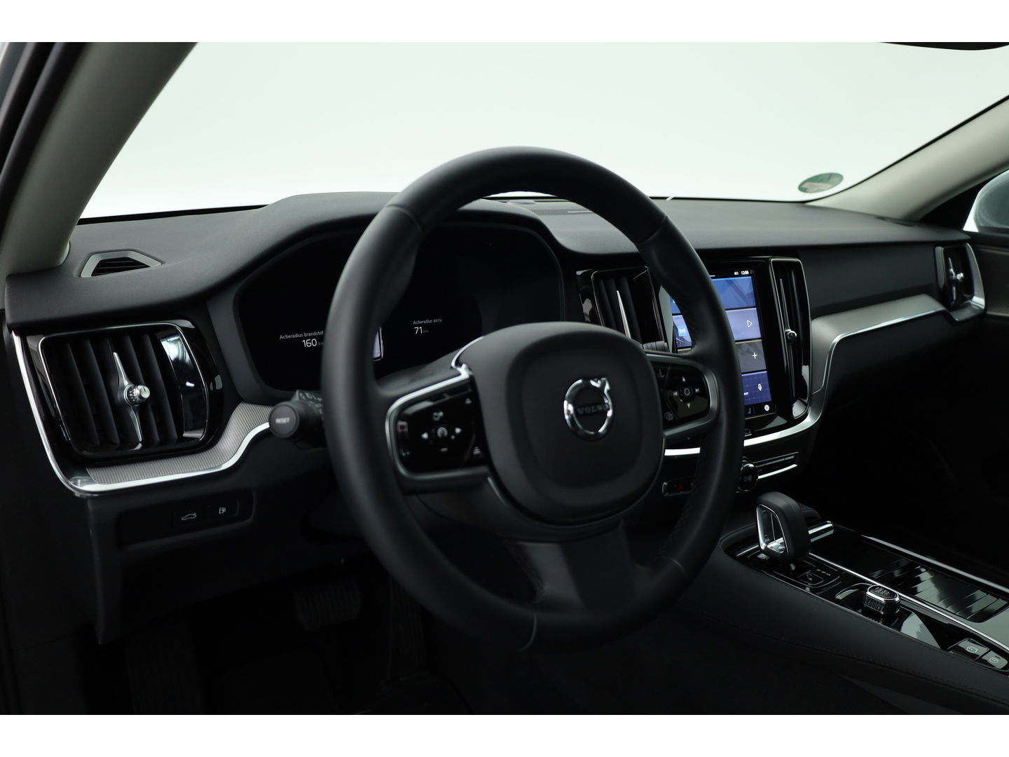 Volvo V60 T6 Recharge Plus Bright | Trekhaak | 360 camera | 4x stoel- + stuurverw. | H&K audo |