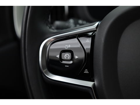 Volvo XC60 2.0 T6 Plug-in hybrid AWD Inscription | Pano-dak | Trekhaak | Head-up | H&K audio | 360 camera | Stuur+Stoelverw. + koeling |