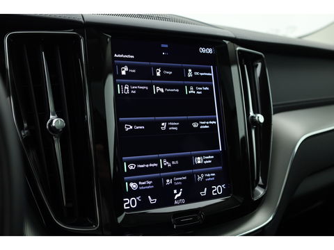 Volvo XC60 2.0 T6 Plug-in hybrid AWD Inscription | Pano-dak | Trekhaak | Head-up | H&K audio | 360 camera | Stuur+Stoelverw. + koeling |