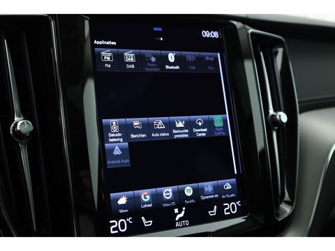 Volvo XC60 2.0 T6 Plug-in hybrid AWD Inscription | Pano-dak | Trekhaak | Head-up | H&K audio | 360 camera | Stuur+Stoelverw. + koeling |