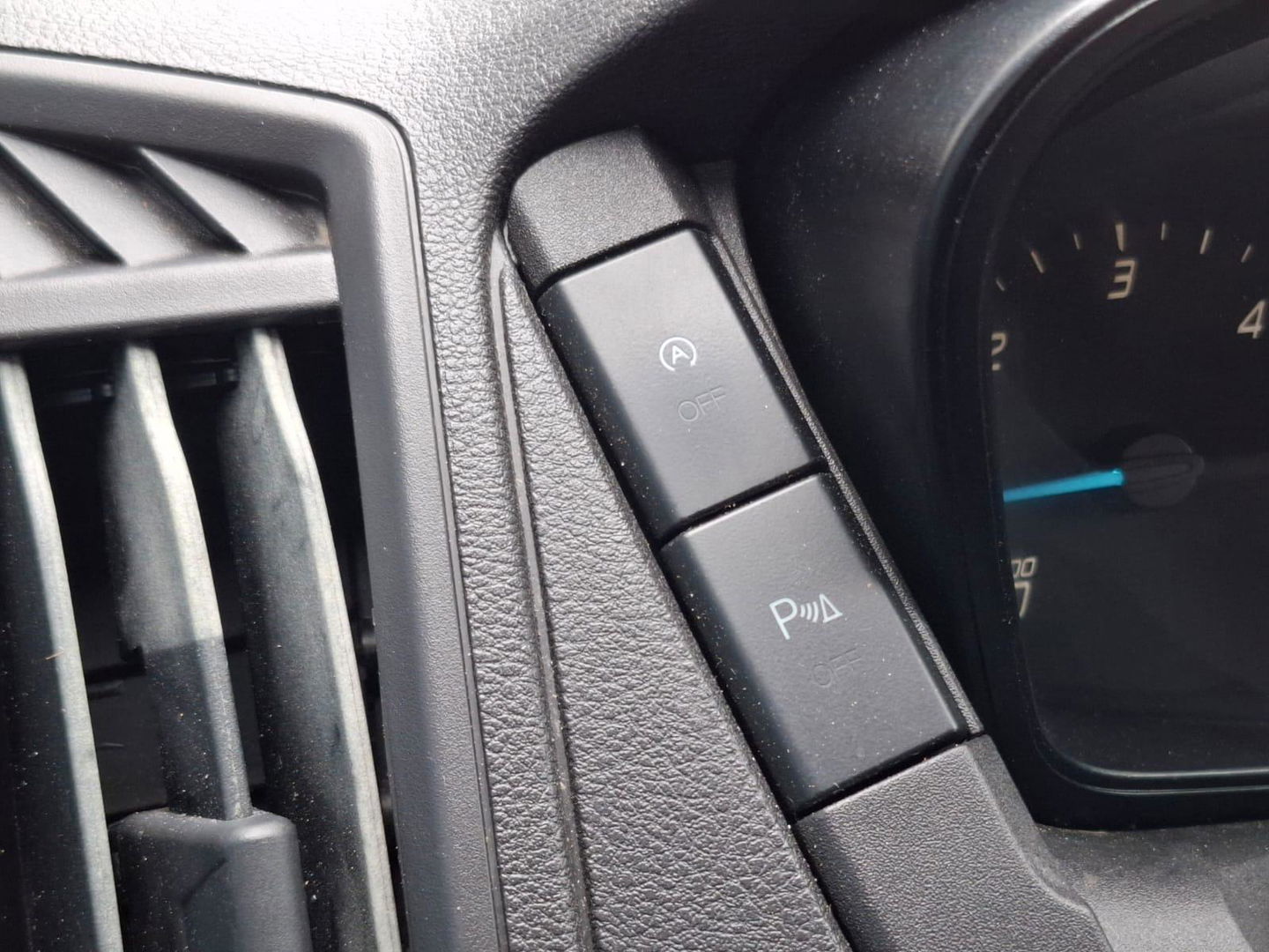 Ford Transit 350 2.0 TDCI L2H2 Trend AIRCO / CRUISE CONTROLE / EURO 6 / TREKHAAK