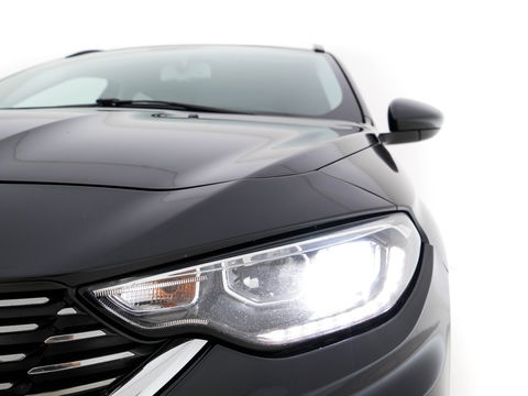 Fiat Tipo Stationwagon 1.6 MultiJet 16v Business Lusso *LUXURY-LEATHER | NAVI-FULLMAP | CAMERA | ECC | PDC | CRUISE | CARPLAY | HEATED-COMFORTSEATS | TOWBAR | 17"ALU*