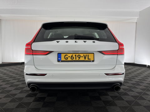 Volvo V60 2.0 D4 Momentum Maxton-Design *FULL-LED | LEATHER-MICROFIBRE | DIGI-COCKPIT | NAVI-FULLMAP | HEATED-COMFORTSEATS | ECC | PDC | CRUISE | LANE-ASSIST | CARPLAY | 20''ALU *