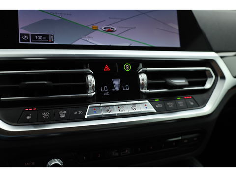 BMW 4 Serie Cabrio M440i xDrive 374pk | HUD | Harman/Kardon | Laser | Stoel/Stuur/Nekverw. | 360cam