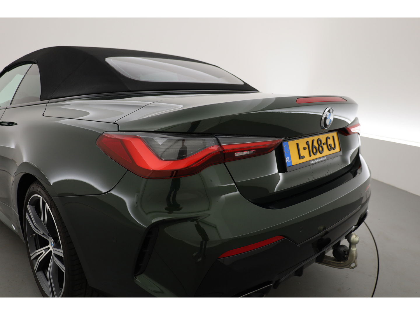 BMW 4 Serie Cabrio M440i xDrive 374pk | HUD | Harman/Kardon | Laser | Stoel/Stuur/Nekverw. | 360cam