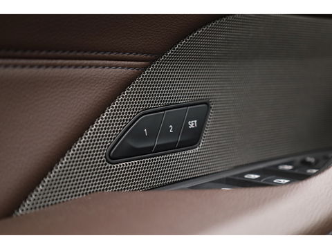 BMW 4 Serie Cabrio M440i xDrive 374pk | HUD | Harman/Kardon | Laser | Stoel/Stuur/Nekverw. | 360cam