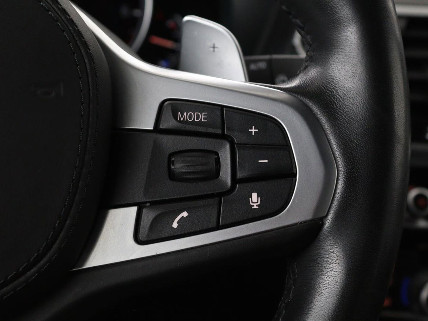 BMW X3 xDrive20i High Executive | M Sport | Leder | Stoelverwarming | Camera | Live Cockpit | Full LED | Sportstoelen | Navigatie | DAB