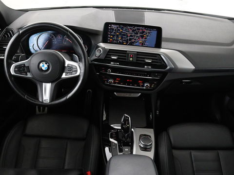 BMW X3 xDrive20i High Executive | M Sport | Leder | Stoelverwarming | Camera | Live Cockpit | Full LED | Sportstoelen | Navigatie | DAB