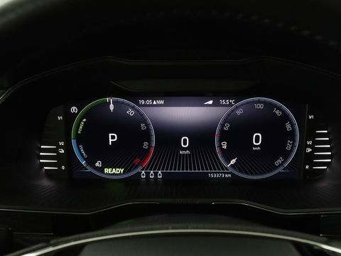 Škoda Superb 1.4 TSI iV Business Edition Plus | Panoramadak | Virtual Cockpit | Stoelverwarming | Camera | Carplay | Full LED | Memory | Navigatie | Parkeerhulp