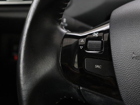 Peugeot 308 1.6 BlueHDI Executive | 1e eigenaar | Panoramadak | Carplay | Camera | Leder | Navigatie | DAB | Climate control | Cruise control