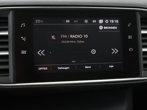 Peugeot 308 1.6 BlueHDI Executive | 1e eigenaar | Panoramadak | Carplay | Camera | Leder | Navigatie | DAB | Climate control | Cruise control