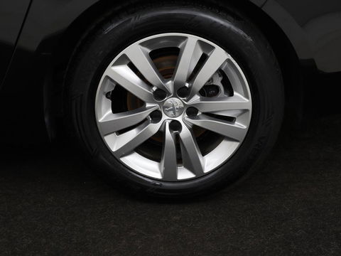 Peugeot 308 1.6 BlueHDI Executive | 1e eigenaar | Panoramadak | Carplay | Camera | Leder | Navigatie | DAB | Climate control | Cruise control