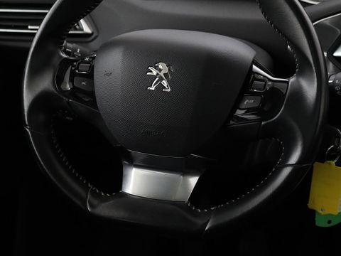 Peugeot 308 1.6 BlueHDI Executive | 1e eigenaar | Panoramadak | Carplay | Camera | Leder | Navigatie | DAB | Climate control | Cruise control