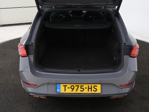 CUPRA Leon 1.4 e-Hybrid VZ Performance | Panoramadak | Stoel & stuurverwarming | Adaptive cruise | Carplay | Navigatie | Sportstoelen | Full LED | Keyless | PHEV
