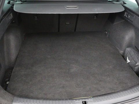 CUPRA Leon 1.4 e-Hybrid VZ Performance | Panoramadak | Stoel & stuurverwarming | Adaptive cruise | Carplay | Navigatie | Sportstoelen | Full LED | Keyless | PHEV