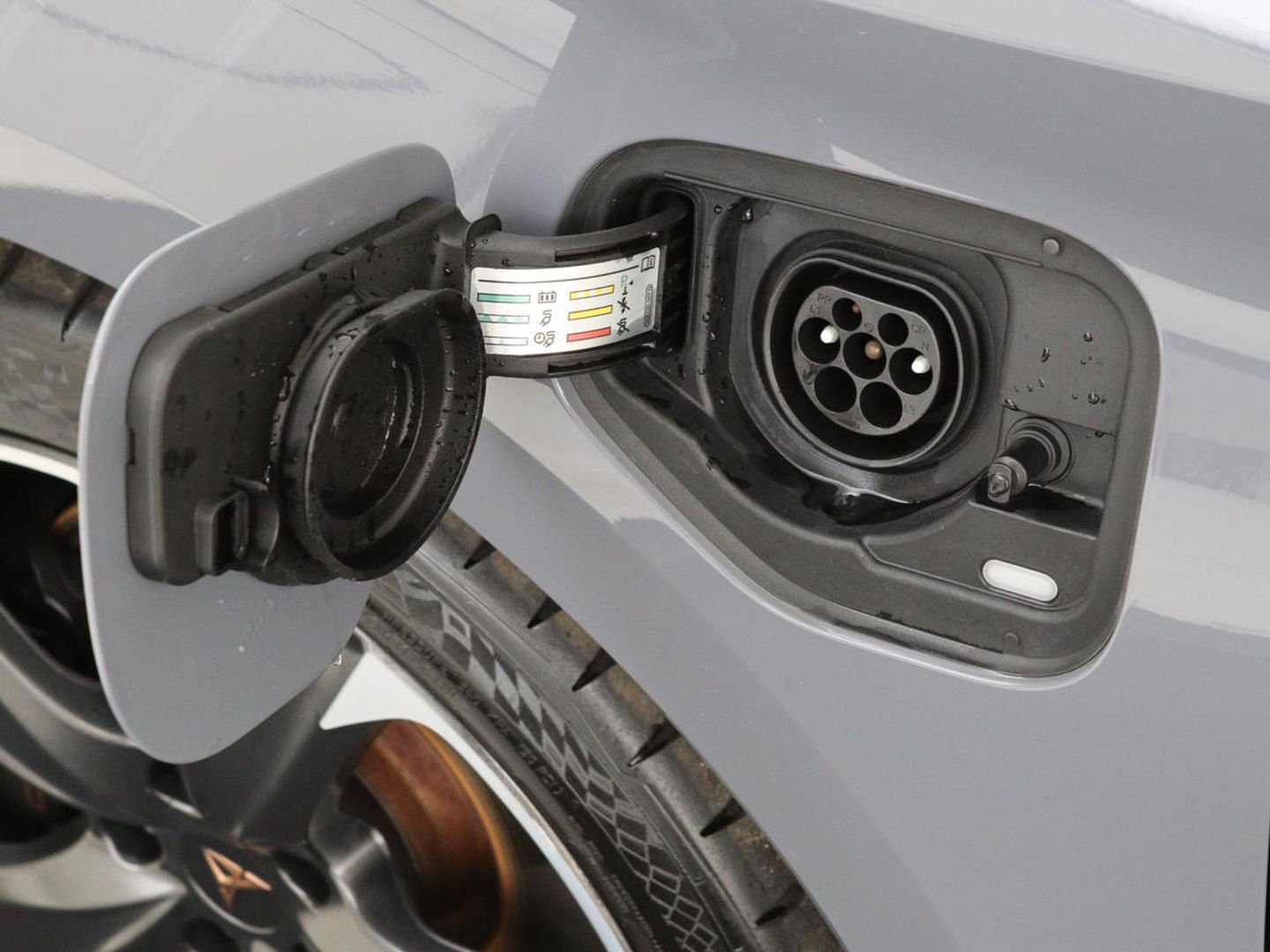 CUPRA Leon 1.4 e-Hybrid VZ Performance | Panoramadak | Stoel & stuurverwarming | Adaptive cruise | Carplay | Navigatie | Sportstoelen | Full LED | Keyless | PHEV