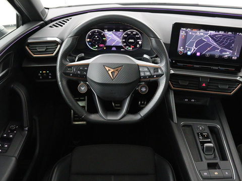 CUPRA Leon 1.4 e-Hybrid VZ Performance | Panoramadak | Stoel & stuurverwarming | Adaptive cruise | Carplay | Navigatie | Sportstoelen | Full LED | Keyless | PHEV