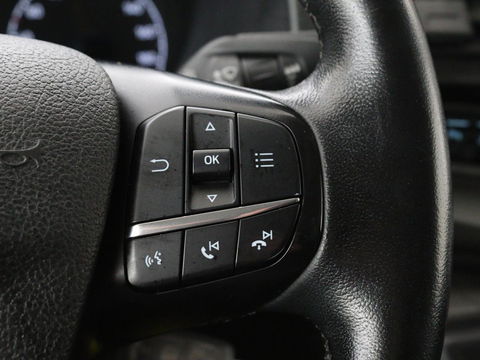 Ford Transit Custom 2.0 TDCI L1H1 Trend | Automaat | Trekhaak | Camera | Navigatie | Cruise control | Airco | Bluetooth | DAB