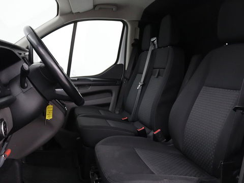Ford Transit Custom 2.0 TDCI L1H1 Trend | Automaat | Trekhaak | Camera | Navigatie | Cruise control | Airco | Bluetooth | DAB