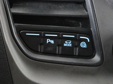 Ford Transit Custom 2.0 TDCI L1H1 Trend | Automaat | Trekhaak | Camera | Navigatie | Cruise control | Airco | Bluetooth | DAB