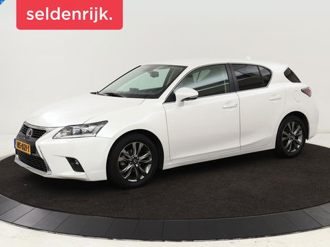 Lexus CT 200h 25th Edition | Stoelverwarming | Navigatie | Parkeerhulp | Climate control | Camera | Cruise control | Sportstoelen | Bluetooth