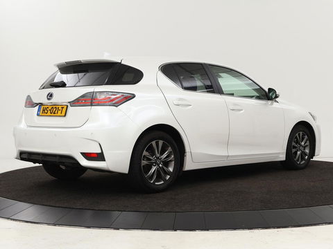 Lexus CT 200h 25th Edition | Stoelverwarming | Navigatie | Parkeerhulp | Climate control | Camera | Cruise control | Sportstoelen | Bluetooth
