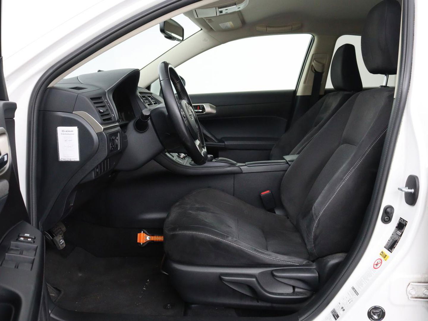 Lexus CT 200h 25th Edition | Stoelverwarming | Navigatie | Parkeerhulp | Climate control | Camera | Cruise control | Sportstoelen | Bluetooth