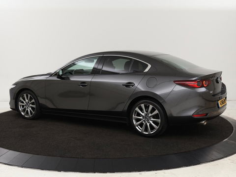 Mazda 3 2.0 e-SkyActiv-X Luxury | Leder | Stoel & stuurverwarming | BOSE Sound | Adaptive cruise | Camera | Carplay | Keyless | Head-Up | Memory