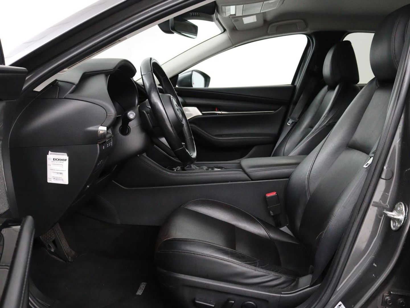 Mazda 3 2.0 e-SkyActiv-X Luxury | Leder | Stoel & stuurverwarming | BOSE Sound | Adaptive cruise | Camera | Carplay | Keyless | Head-Up | Memory