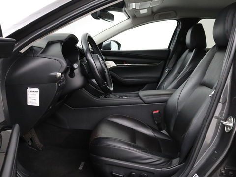 Mazda 3 2.0 e-SkyActiv-X Luxury | Leder | Stoel & stuurverwarming | BOSE Sound | Adaptive cruise | Camera | Carplay | Keyless | Head-Up | Memory